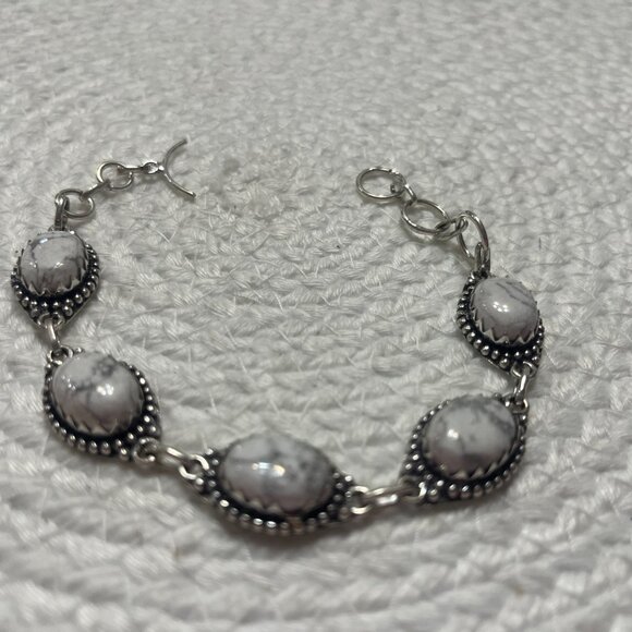 Natural WHITE HOWLITE Handmade Sterling 925 Bracelet Size 8.5" #768D - Picture 2 of 3